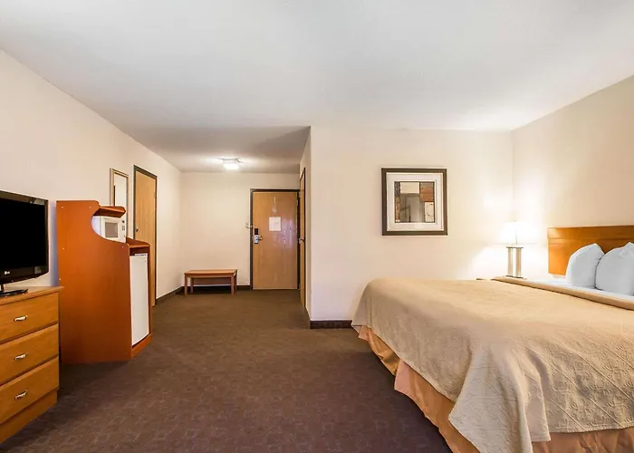 Quality I-80 Inn 4*