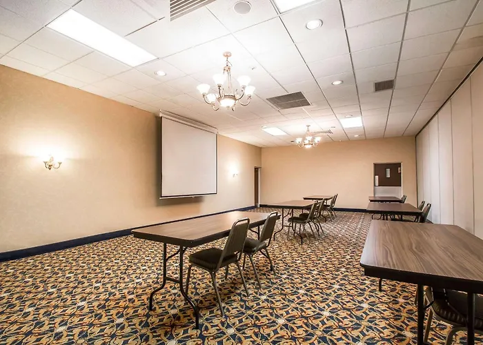 Quality I-80 Inn 4*