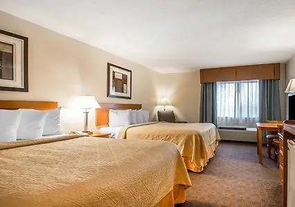 Quality I-80 Inn Morris