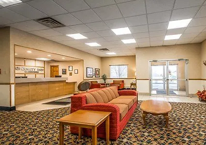 Quality I-80 Inn Morris